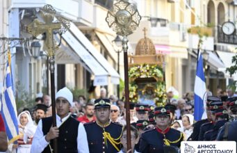 Κεφαλονιά: Με κατάνυξη και πλήθος πιστών η επιστροφή της Παναγίας Δραπανιώτισσας στο Δράπανο (εικόνες+βίντεο)